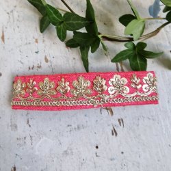 Pink hrpynt med 10 cm spnde No.8