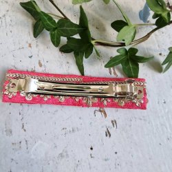 Pink hrpynt med 10 cm spnde No.8