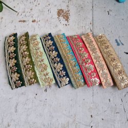 Lys Fersken hrpynt med 10 cm spnde No.24