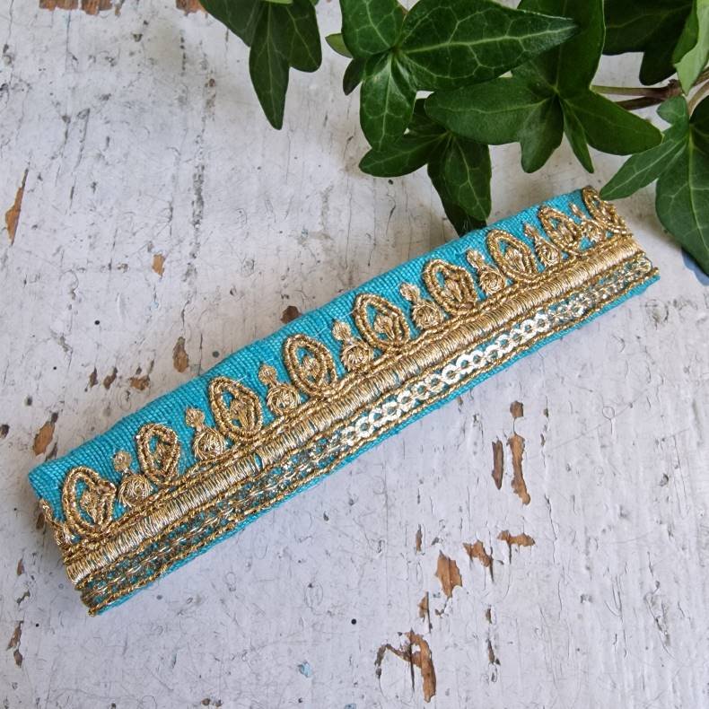 Turkis hrpynt med 10 cm spnde No.39