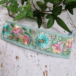 Turkis blomst hrpynt med 10 cm spnde No.41