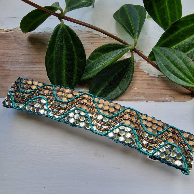 Guld/turkis hrpynt med 10 cm spnde No.42