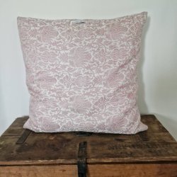 Sart rosa pudebetrk med fint mnster