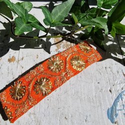  Orange hrpynt med 10 cm spnde No.33