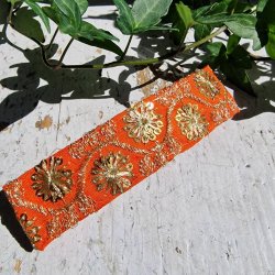  Orange hrpynt med 10 cm spnde No.33