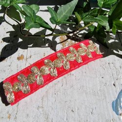 Pink hrpynt med 10 cm spnde No.11