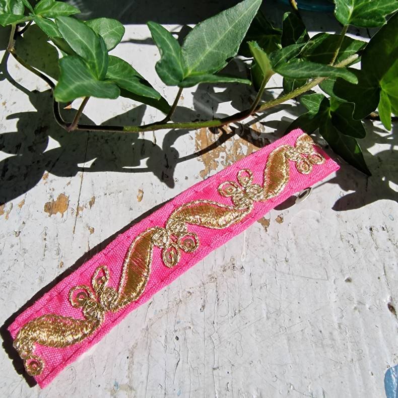 Pink hrpynt med 10 cm spnde No.15