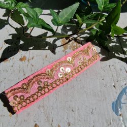 Lyserd hrpynt med 10 cm spnde No.5