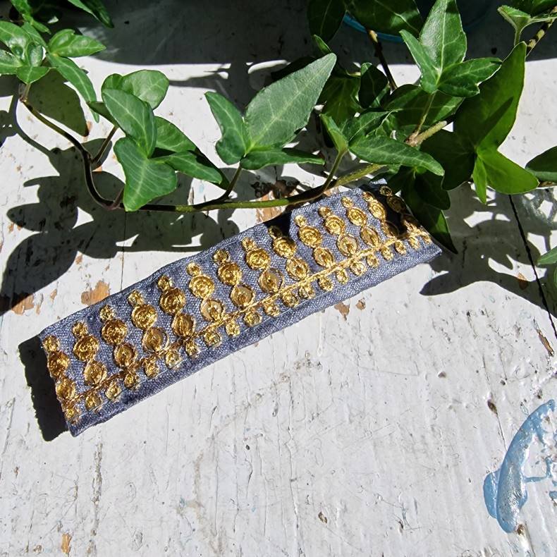 Gr hrpynt med 10 cm spnde No.75