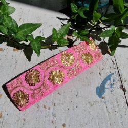 Pink hrpynt med 10 cm spnde No.17