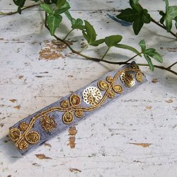 Gr hrpynt med 10 cm spnde No.76