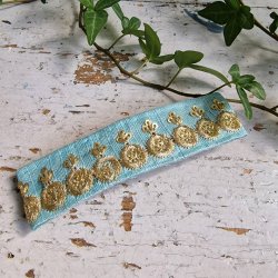 Lysebl hrpynt med 10 cm spnde No.37