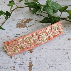 Fersken/rosa hrpynt med 10 cm spnde No.27