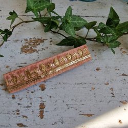 Fersken/rosa hrpynt med 10 cm spnde No.29