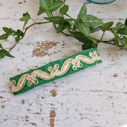 Grs Grn hrpynt med 10 cm spnde No.56