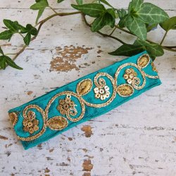 Turkis hrpynt med 10 cm spnde No.45