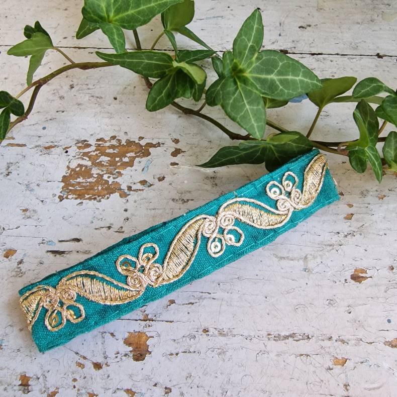 Turkis hrpynt med 10 cm spnde No.46