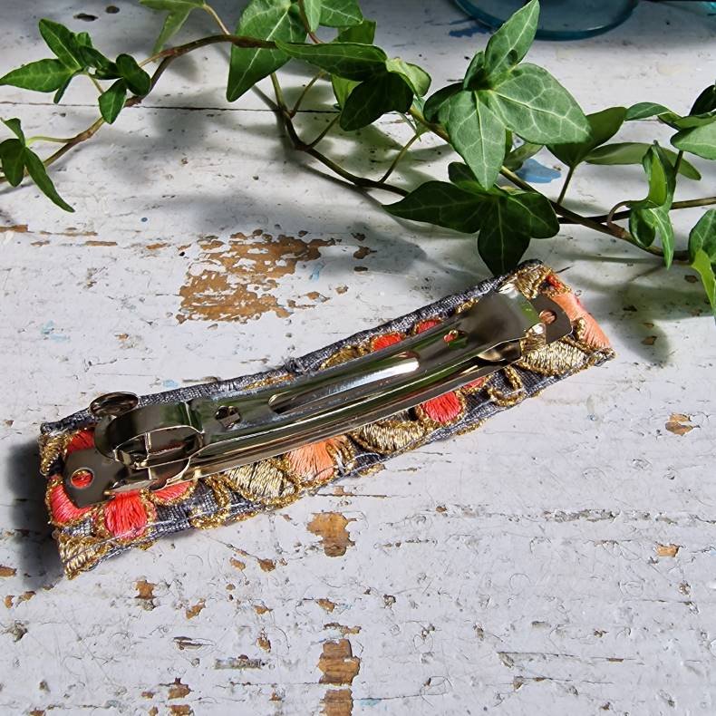 Gr hrpynt med 10 cm spnde No.77