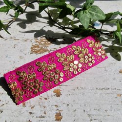 Pink hrpynt med 10 cm spnde No.20