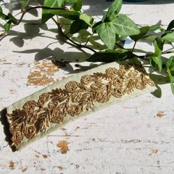 Lys Grn hrpynt med 10 cm spnde No.60