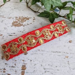 Rdt hrpynt med 10 cm spnde No.22