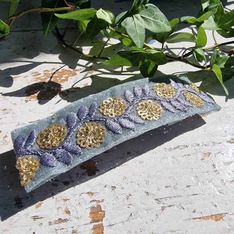 Gr hrpynt med 10 cm spnde No.79