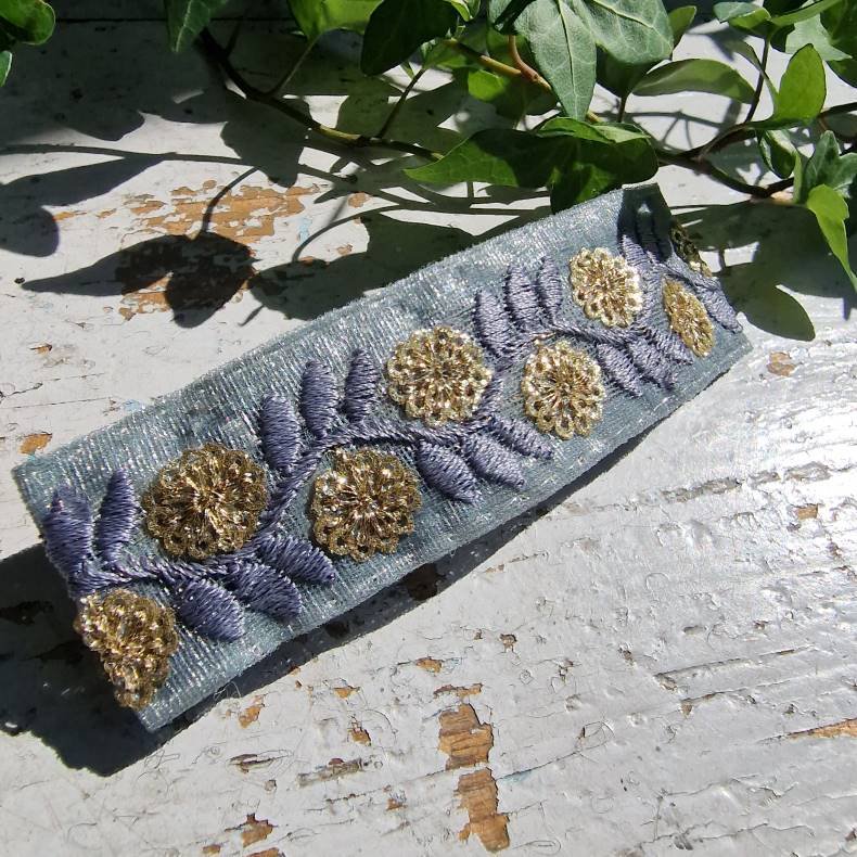 Gr hrpynt med 10 cm spnde No.79