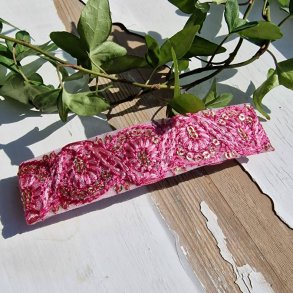 Pink broderet hrpynt med 10 cm spnde No.21