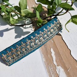 Mrk petrol hrpynt med 10 cm spnde No.50