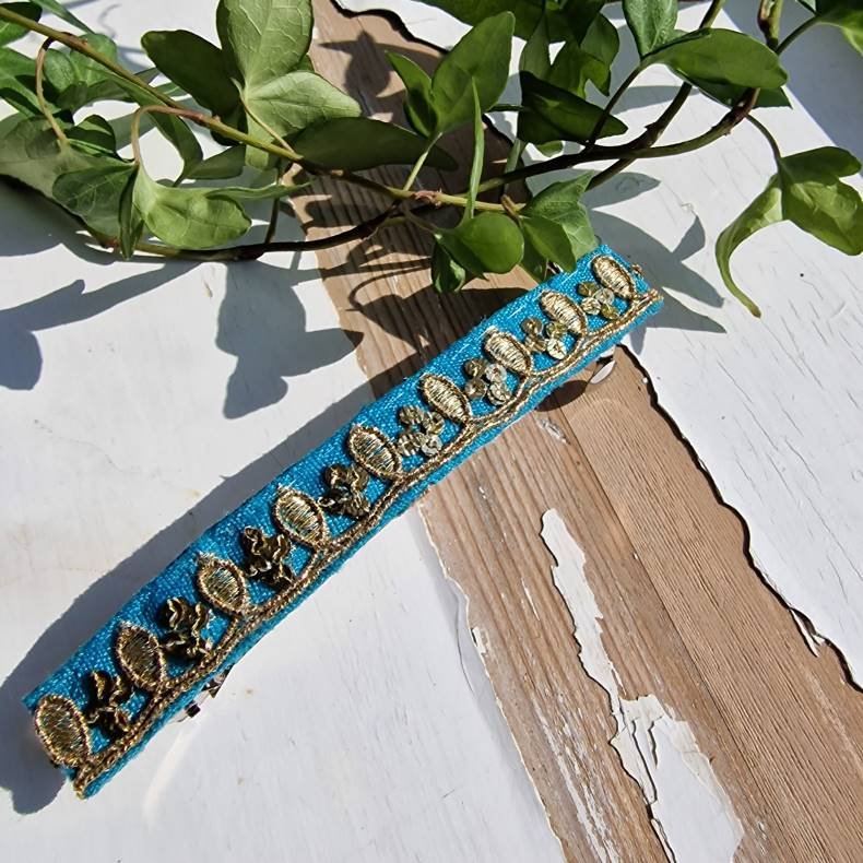 Turkis hrpynt med 10 cm spnde No.47