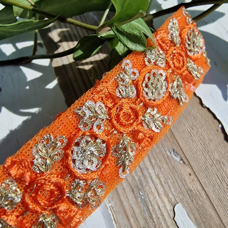 Orange hrpynt med 10 cm spnde No.36