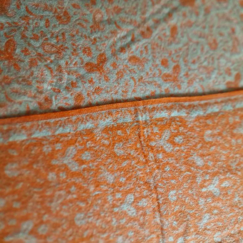 Meditationstppe Orange (lidt neon)/ flde