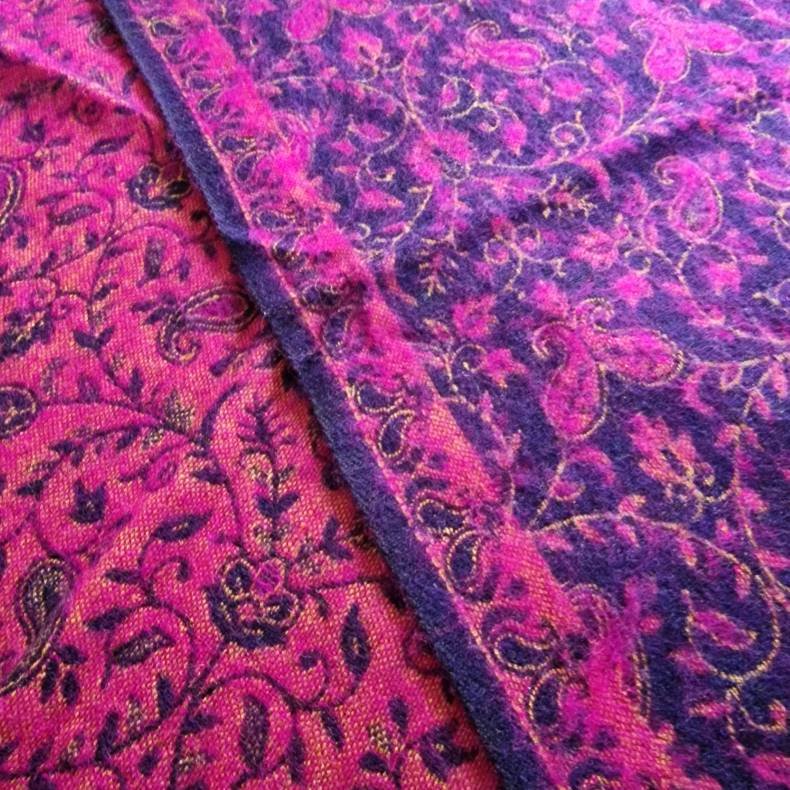 Meditationstppe Bllilla/rde toner