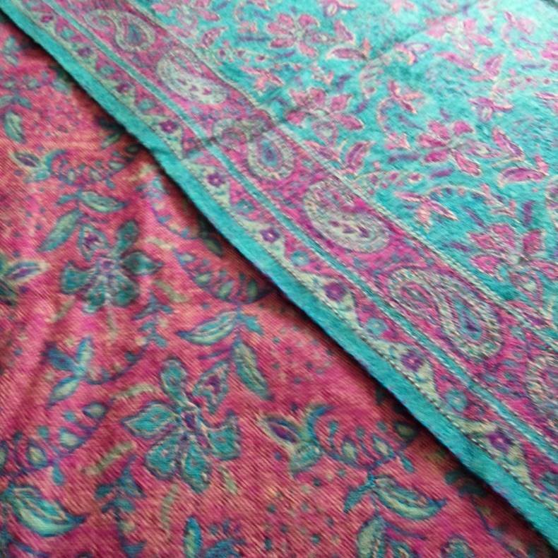 Meditationstppe varm turkis/rosa/lilla