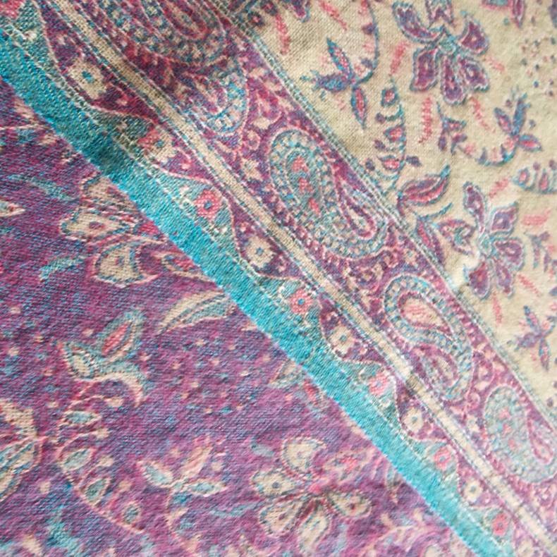 Meditationstppe Creme/rosa/lyslilla