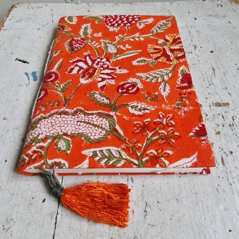 Bloktrykt bog Orange