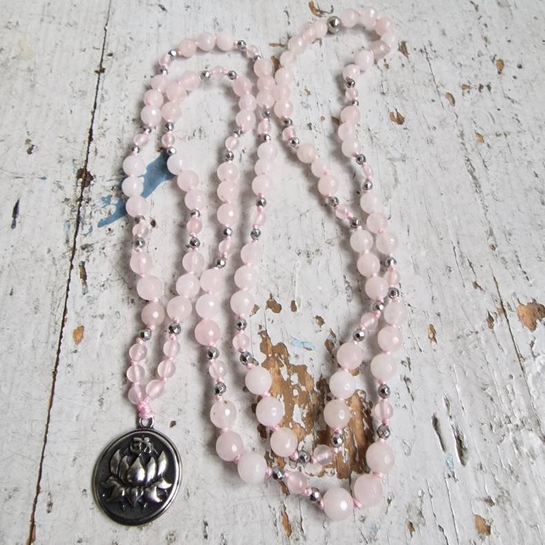 Rosa quartz lotus s luksus boheme mala