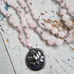Rosa quartz lotus s luksus boheme mala