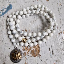 Howlite lotus mixcolor luksus bohene mala