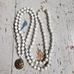 Howlite lotus mixcolor luksus bohene mala