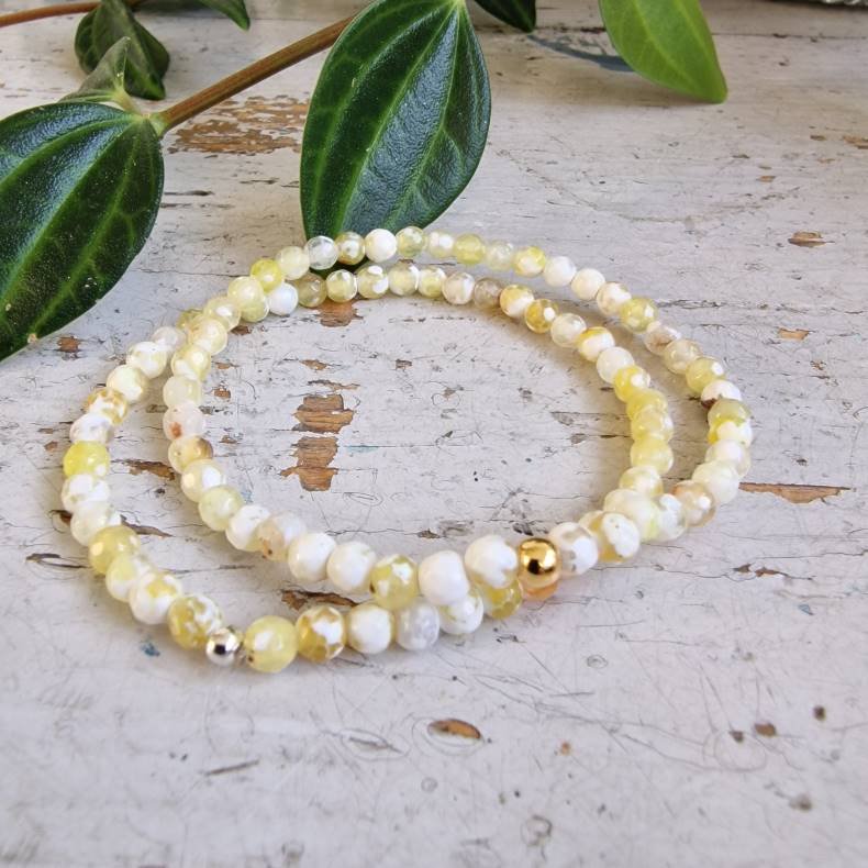 Pari armbnd gul/hvid agate facet 4 mm
