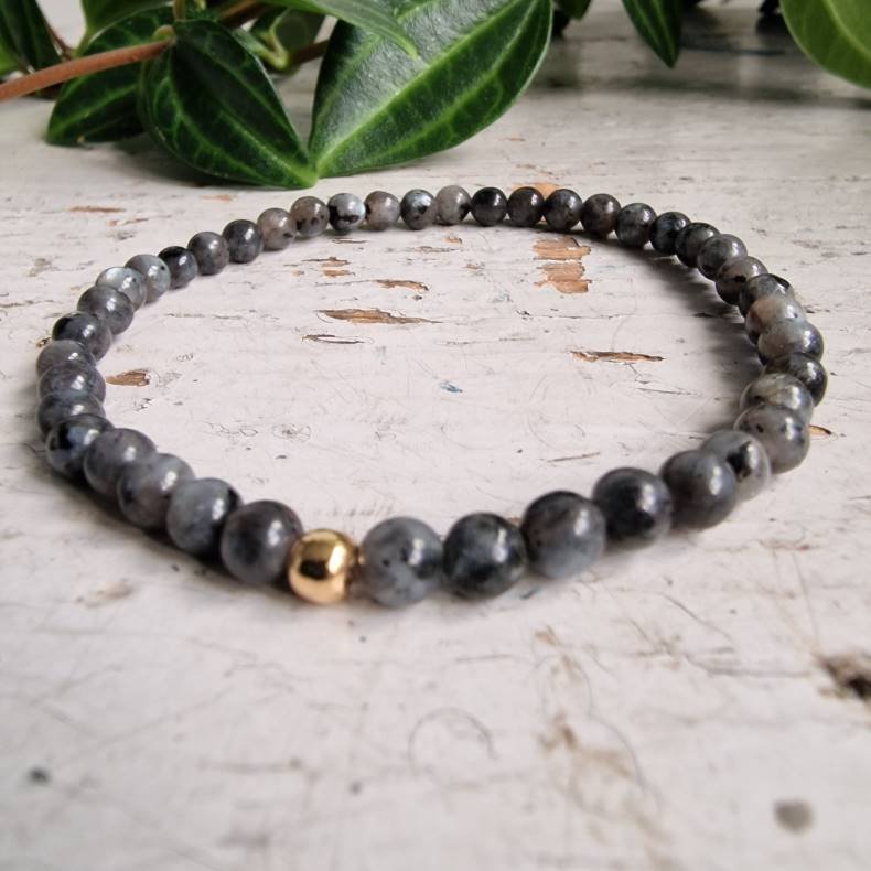 Pari armbnd Lavakite 4 mm