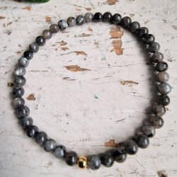 Pari armbnd Lavakite 4 mm