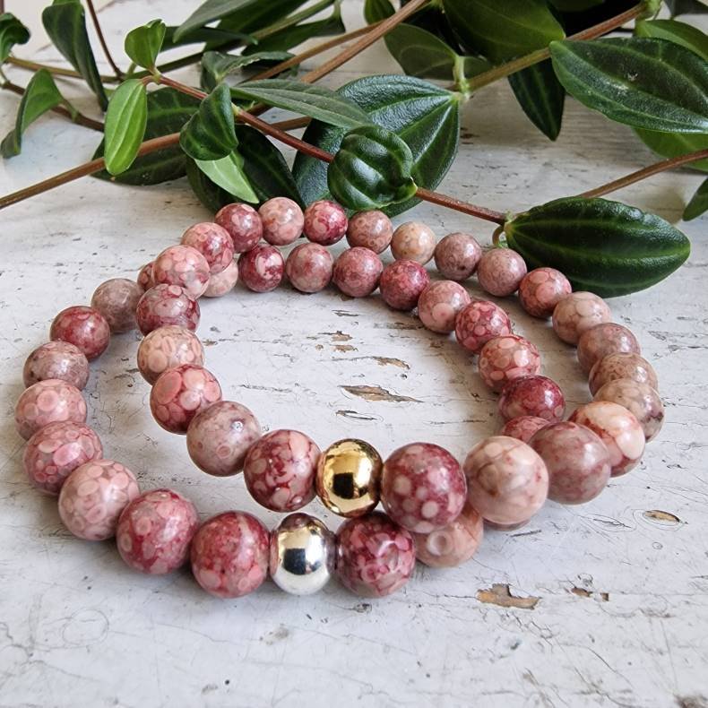 Koralrodsfossil rosa armbnd 8 mm