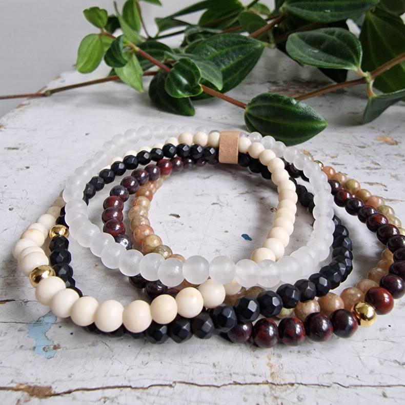 NO:46 Unika Armbnds 5 stk. bundle str 17,5 cm