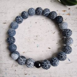 Krakeleret agate unisex armbnd 10 mm