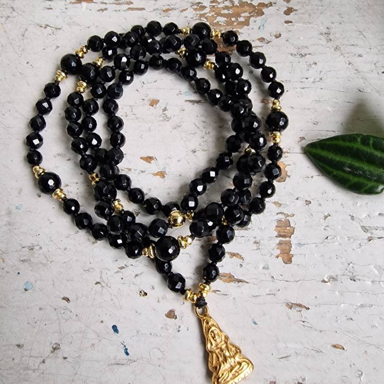 Black agate golden guanyin luksus boheme mala