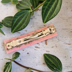 Fersken hrpynt med 10 cm spnde No. 90