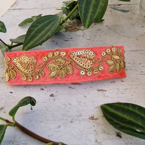 Fersken mrk hrpynt med 10 cm spnde No. 91