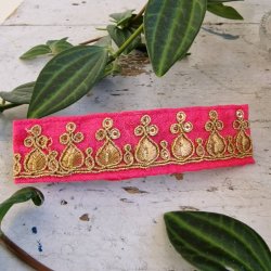 Pink  hrpynt med 10 cm spnde No. 102